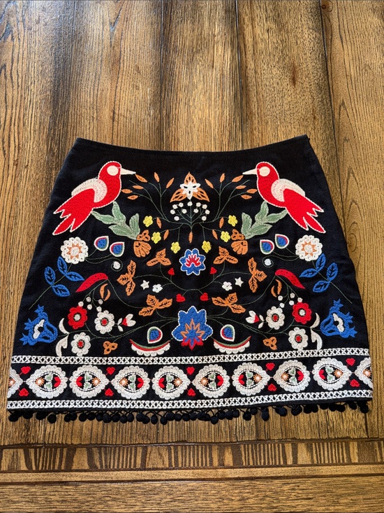 Altar'd State Dresses & Skirts - Altar'd State Black Boho Mini Skirt with Birds & Multicolor Floral Embroidery